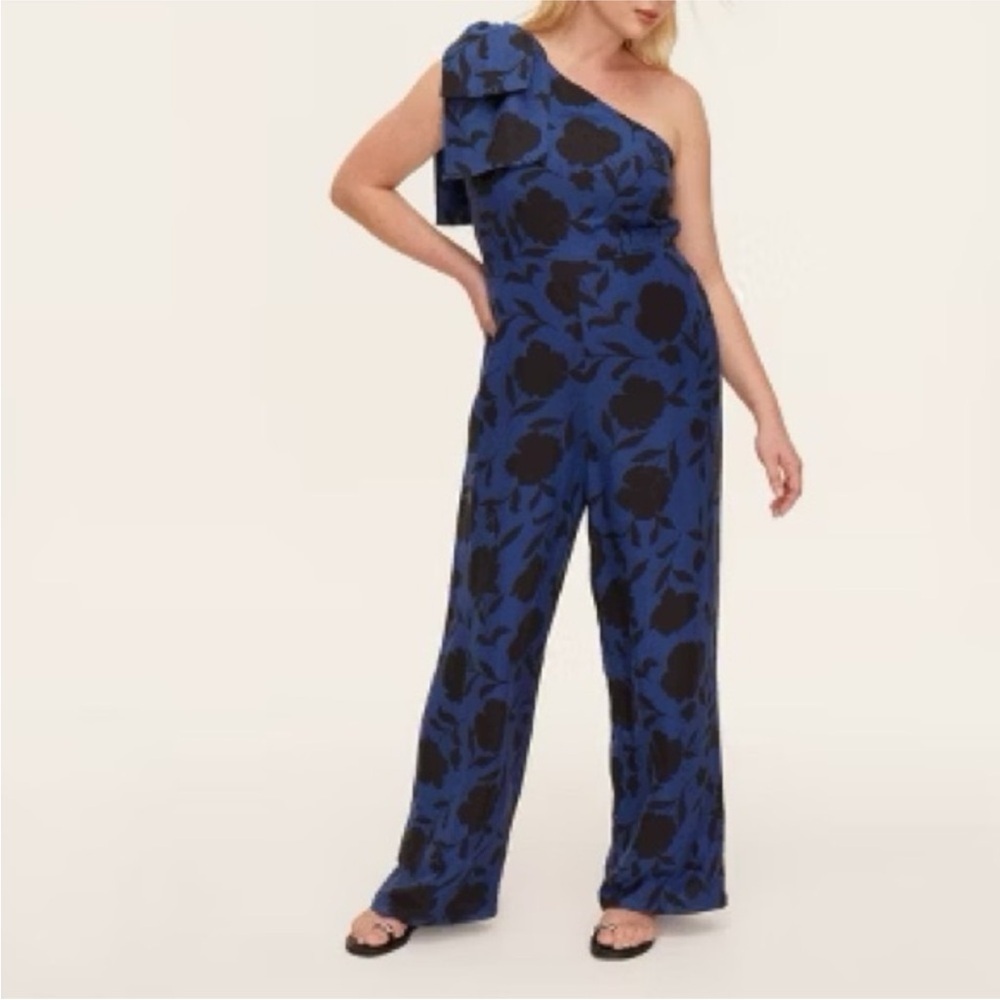 Kate Spade X Target Classic Rose Navy Blue Black Floral
Linen Blend Jumpsuit 14